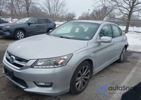 2013 Honda Accord Touring from USA, damaged, VIN 1HGCR3F99DA028911